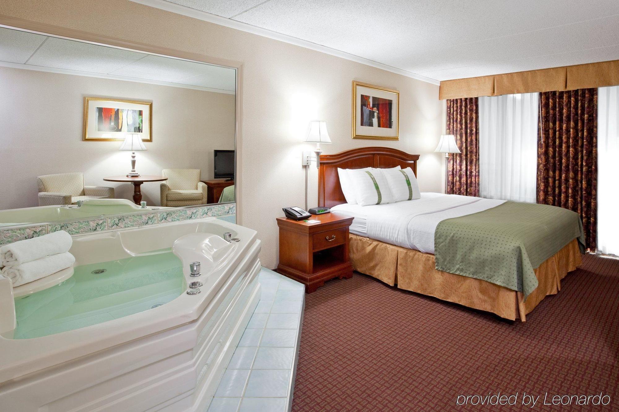 Days Inn By Wyndham Warren Room photo